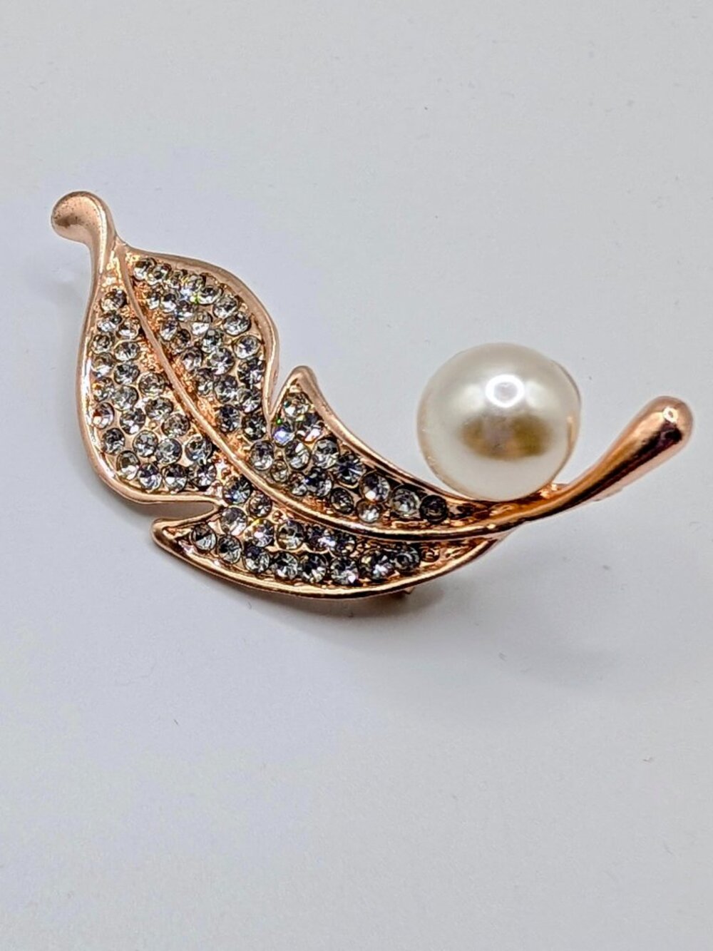 Leaf Brooch with Sparkling Rhinestones and Pearl Accent - Rose Gold Finish